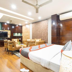 Superior King Suite